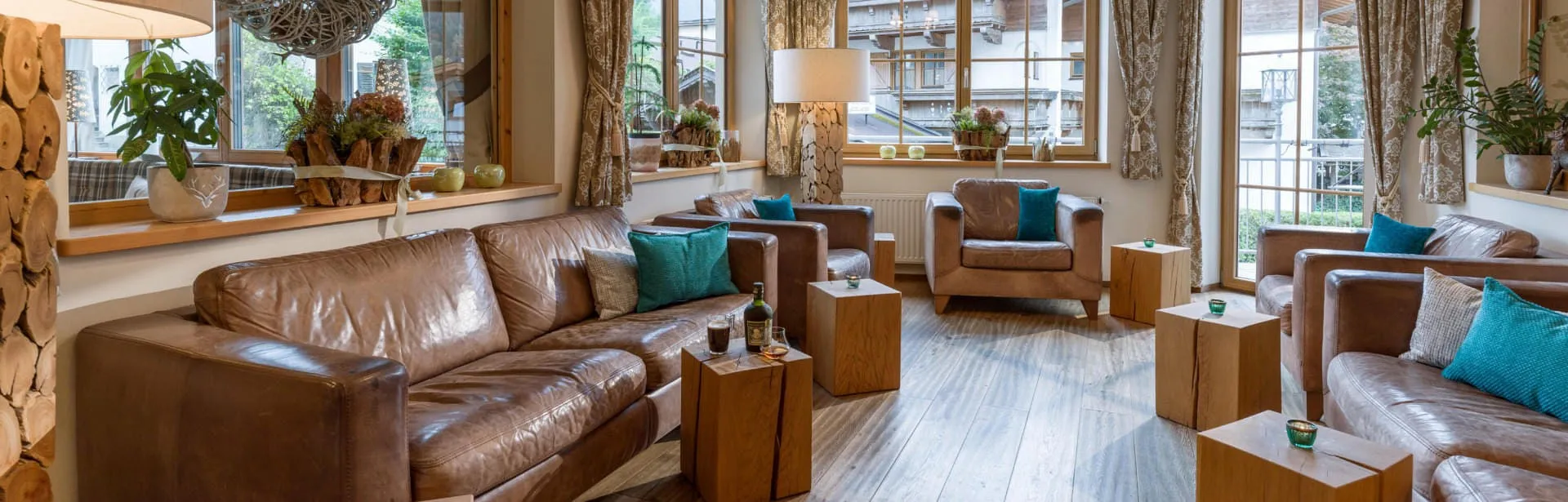 Bar & ALPEN GLÜCK Lounge